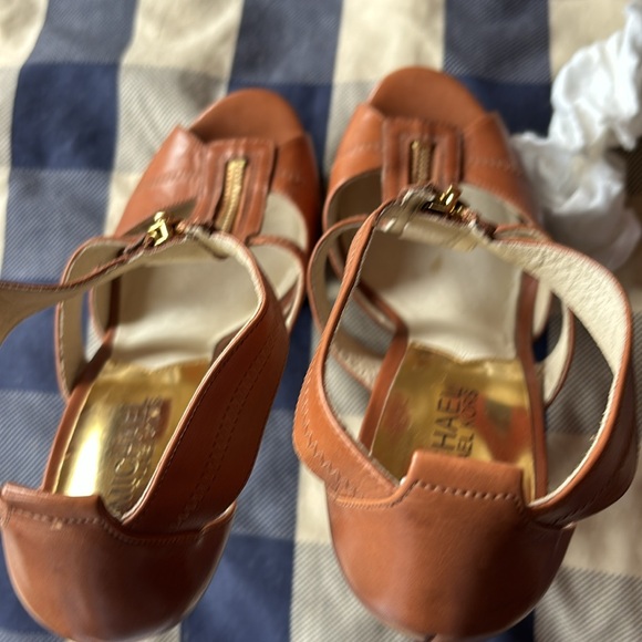 MICHAEL Michael Kors platform heels - Picture 5 of 9